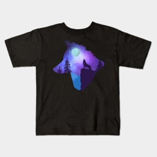 Howling at the moon, wolf head silhouette - blue Kids T-Shirt